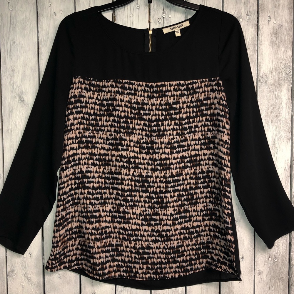 Daniel Rainn 3/4 sleeve blouse